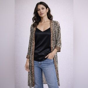 Lisa Rinna Collection Size M Animal Print Long Kimono open Cardigan Shiffon